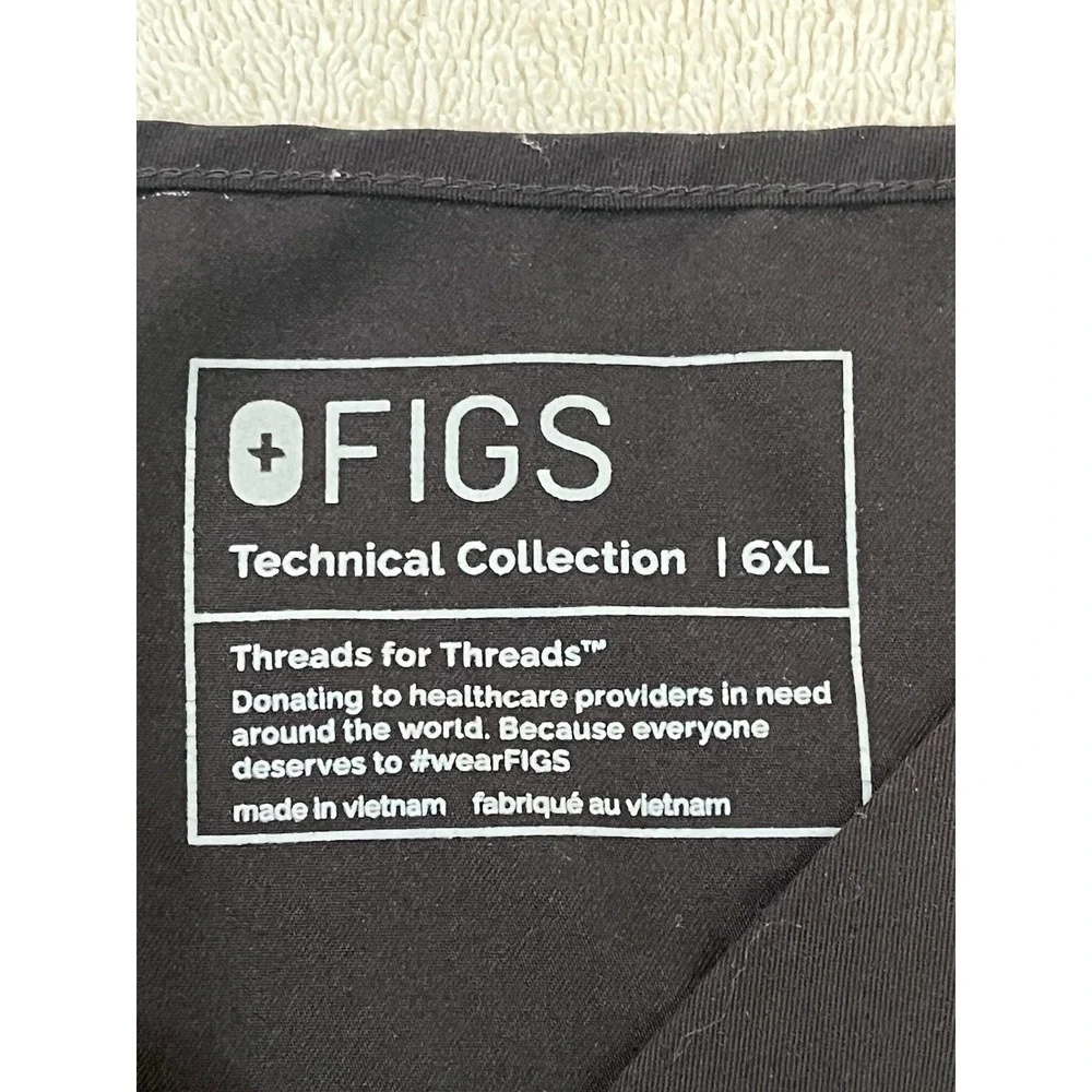 FIGS Leon Three Pocket Scrub Top 6XL Tansen Jogger Pants 6XL Black Scrub Set